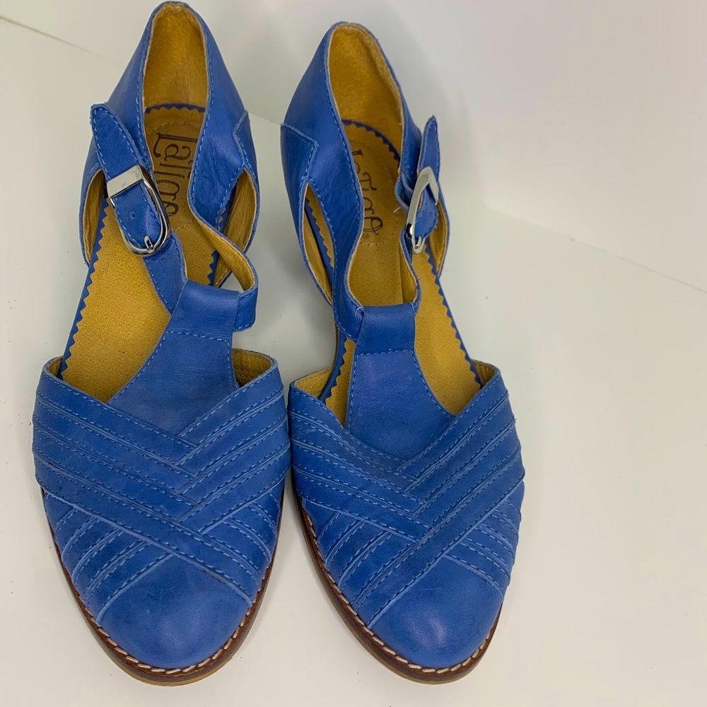 Latigo blue leather shoes with leather soles. Size 6